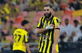 意甲-弗拉霍维奇伤退 尤文爆冷0-1不敌帕尔马 [意甲尤文图斯]