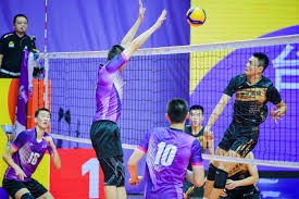 od体育：屡献神扑！巴萨2比0西班牙